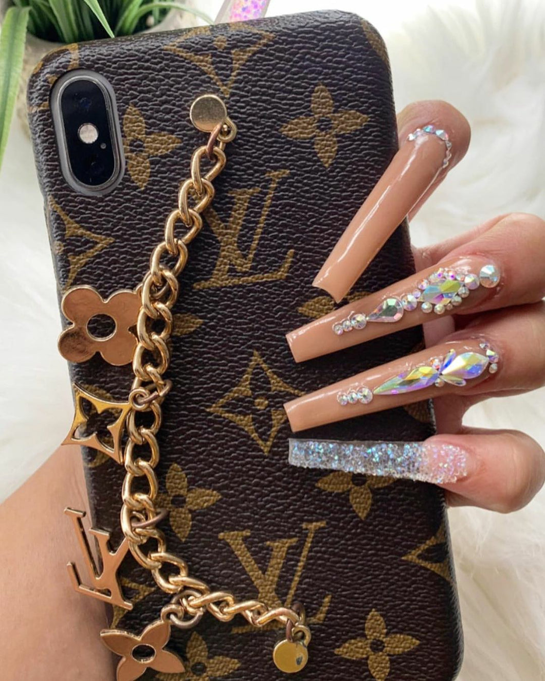 LUXE CHARM PHONE CASE